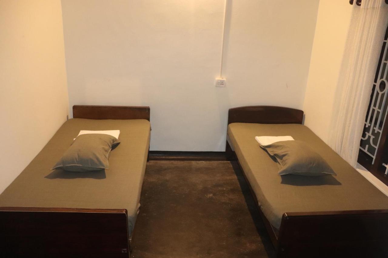 Piggy Hostel วาร์คาลา ภายนอก รูปภาพ