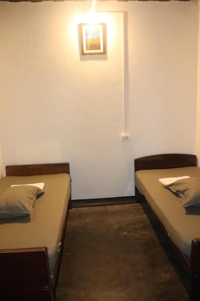Piggy Hostel วาร์คาลา ภายนอก รูปภาพ