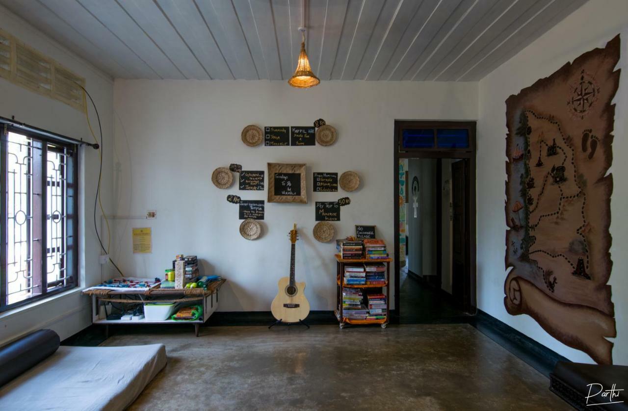 Piggy Hostel วาร์คาลา ภายนอก รูปภาพ