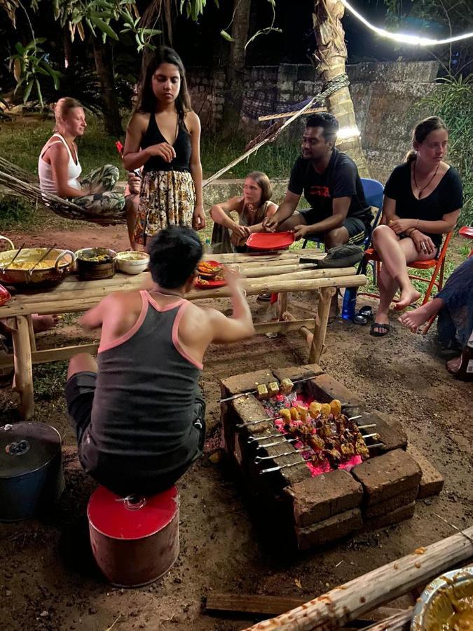 Piggy Hostel วาร์คาลา ภายนอก รูปภาพ